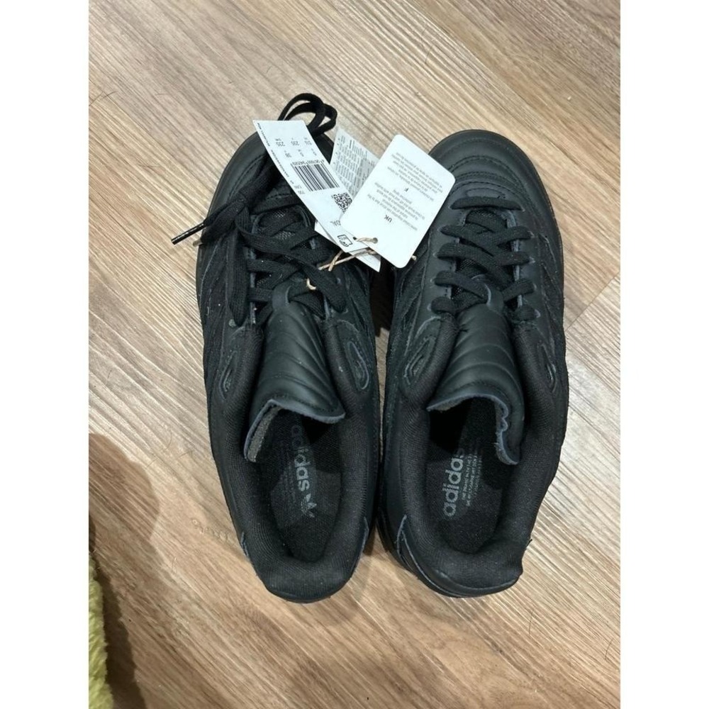 Adidas NEW Mundial Black Sneakers 5.5 - Picture 3 of 8